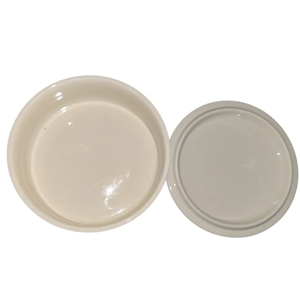 Mikasa L3242‎ White Christmas Fine China Covered Bowl Snowflake